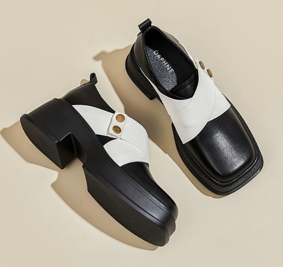 異国風 レディース ローファー 革靴 5cm 太ヒール 厚底 スクエアトゥ 美脚 脚長 革 かわいい カジュアル おしゃれ かっこいい キュート マニッシュ ボーイッシュ クール 存在感 シック