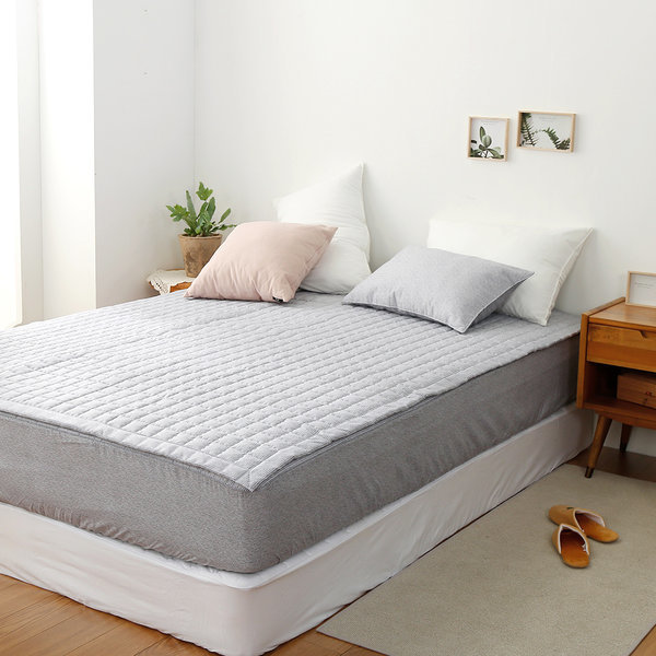 六日寝装モダニティキルティングパッドクイーン(Q)