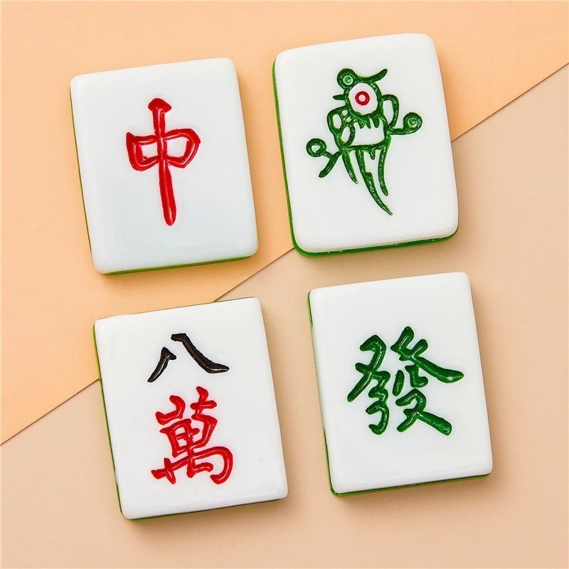 【5粒入】 創意シミュレーション麻雀金持ちになるための赤い樹脂部品diy材料耳飾りヘアピン携帯ケース美容パッチ