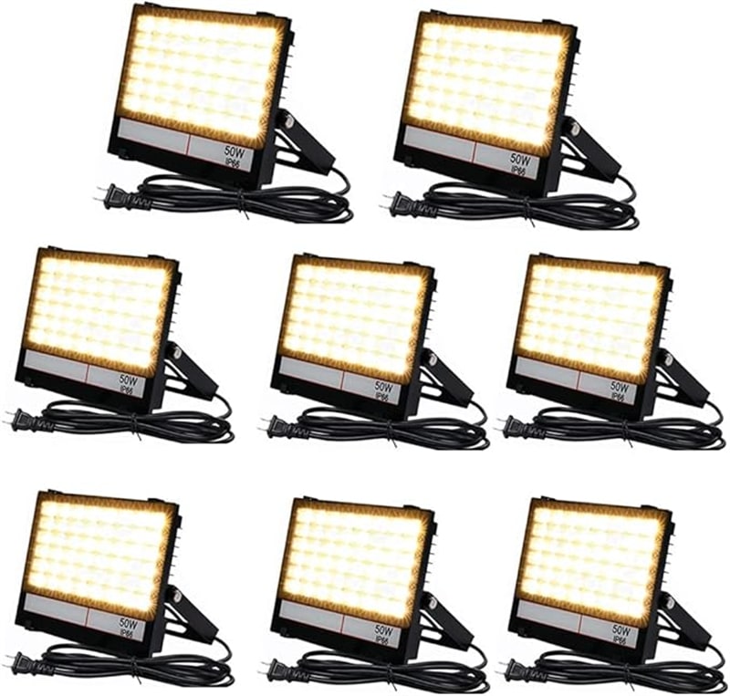 薄型軽量 LED投光器 屋外 50W 500W相当5000LM 電球色3000K IP66防水型 省エネ ステー調整可 広範囲照射可能 高放熱性 グラウンド スポーツ施設 防災 駐車場 ガレージ 倉庫 15,385円