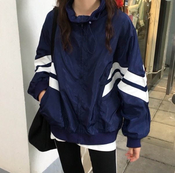 アウター ブルゾン ウィンドブレーカー 長袖 スタンドカラー デザイン オーバーサイズ 美ライン ファスナー ラインデザイン ヴィンテージ風 カラバリ レトロ クリーン かわいい 大人可愛い きれいめ