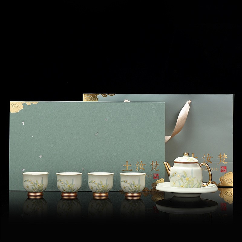 ハイエンドru Kilnティーセットru磁器1枚のポットと4杯のポットと4杯の教師と母親のビジネス用お土産