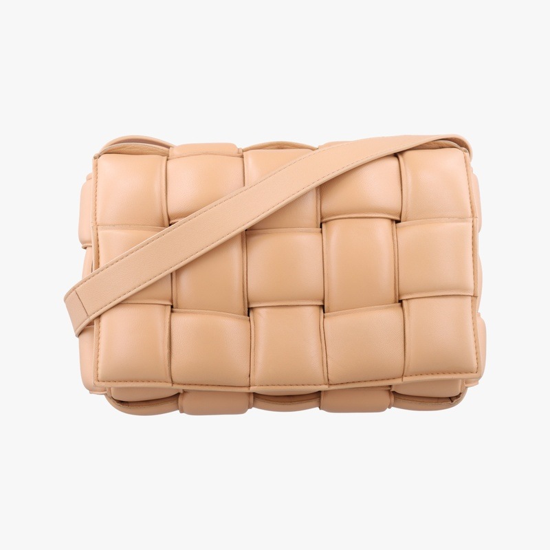 パデッド カセットベージュラムスキンB09366365L中古