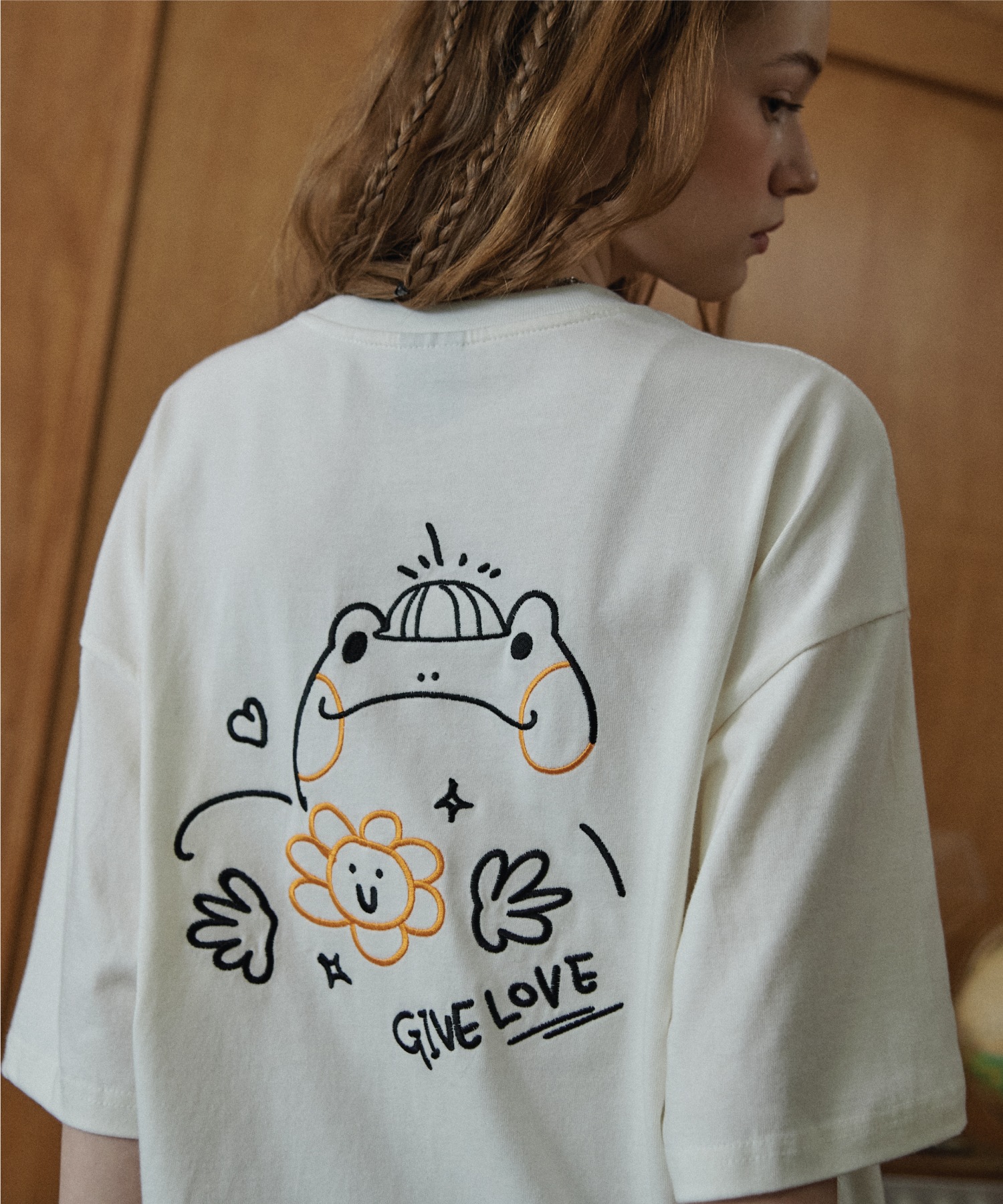 CPGN STUDIO ドッグポップエンブロイダリーショートスリーブ T シャツスターホワイト