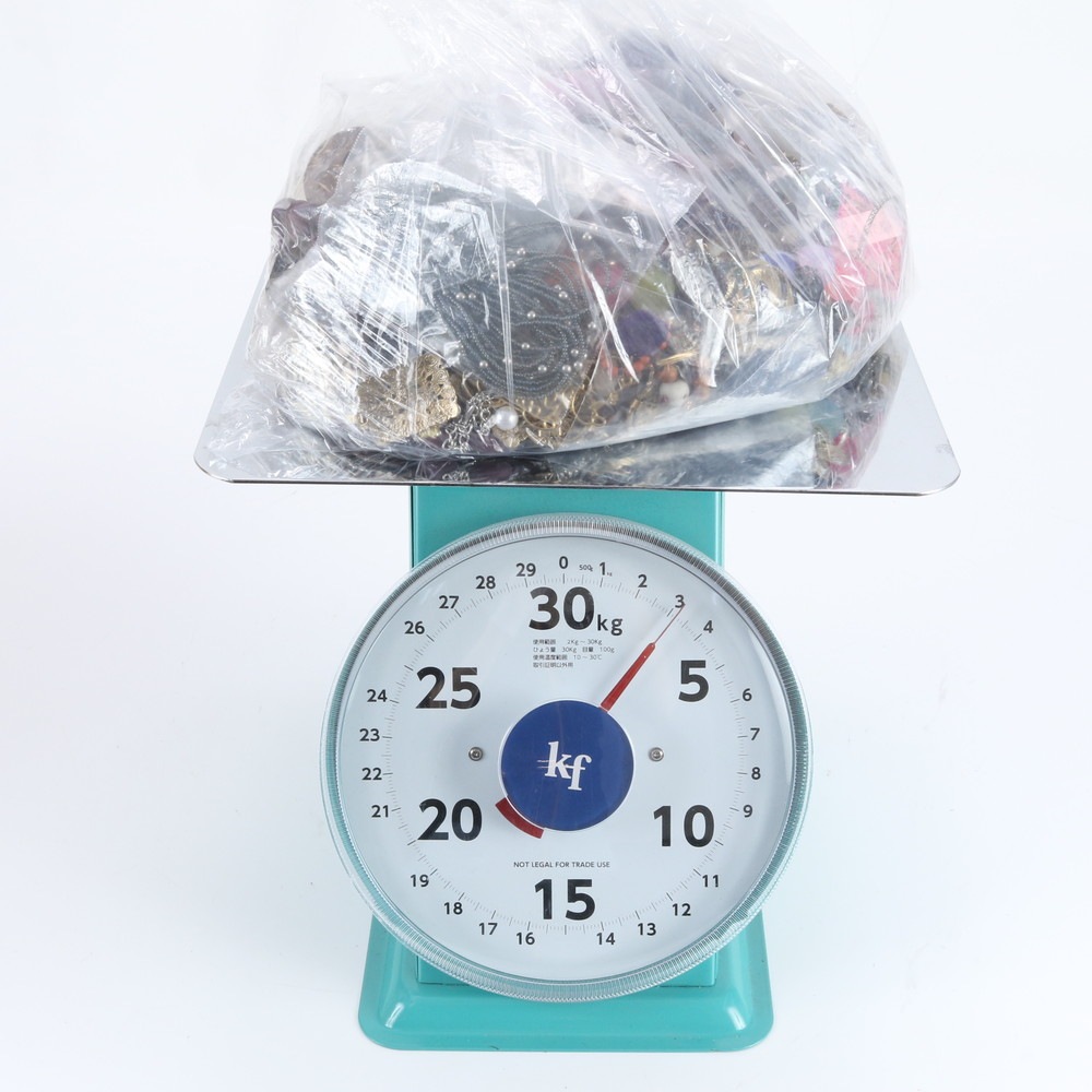アクセサリー 大量 まとめ 総重量 約 3kg ジュエリー ペンダント ゴールド シルバー バレッタ 指輪 ブレスレット ネックレス レディース EEE DZ3-7 中古