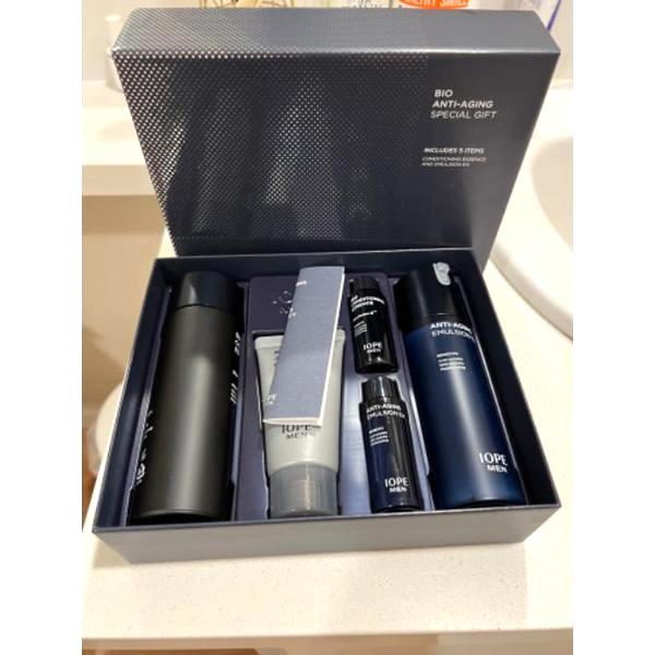 マン2種セット(エッセンス145ml+エマルジョン120ml+3種ミニチュア贈呈)