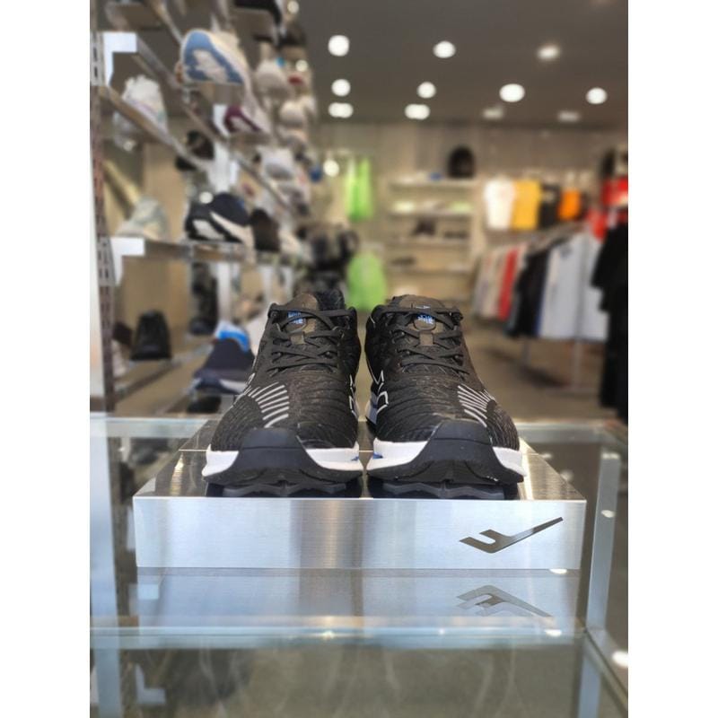 [驪州店] 男女共用カーボンテック 高級型ランニングシューズ X-FIN 211 PR0UR23S541