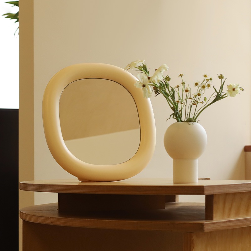 鏡 ミラー 壁掛け 取り付け金具 卓上 スタンド 持ち運び 移動式 正方形 丸みのある角 おしゃれ かわいい メイク 化粧用 インテリア