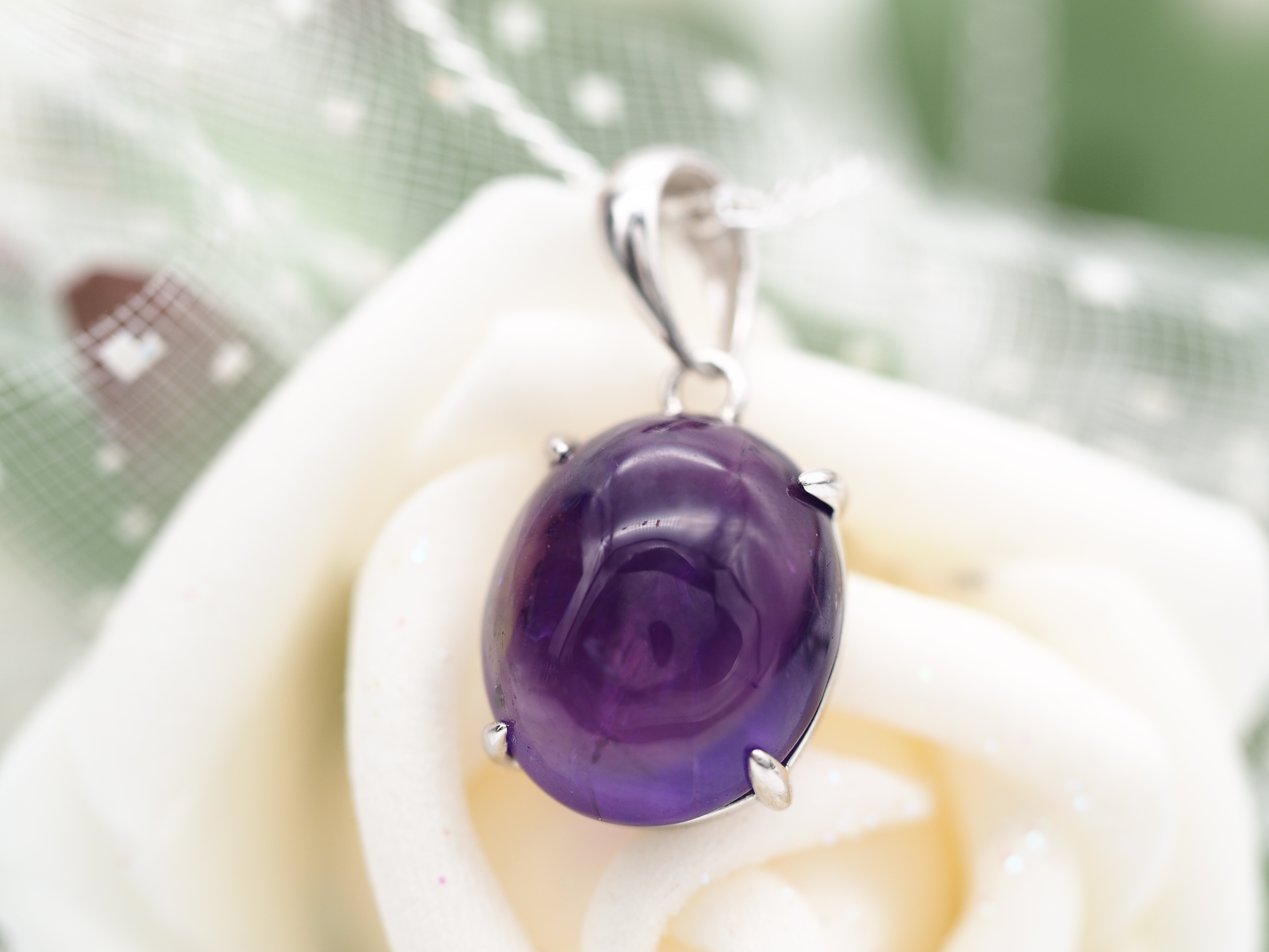 数量限定！ 天然 アメジスト ネックレス カボションカット 上品 早い者勝ち！ 大粒 上品 華奢 ジュエリー ペンダント 誕生日 バレンタイン