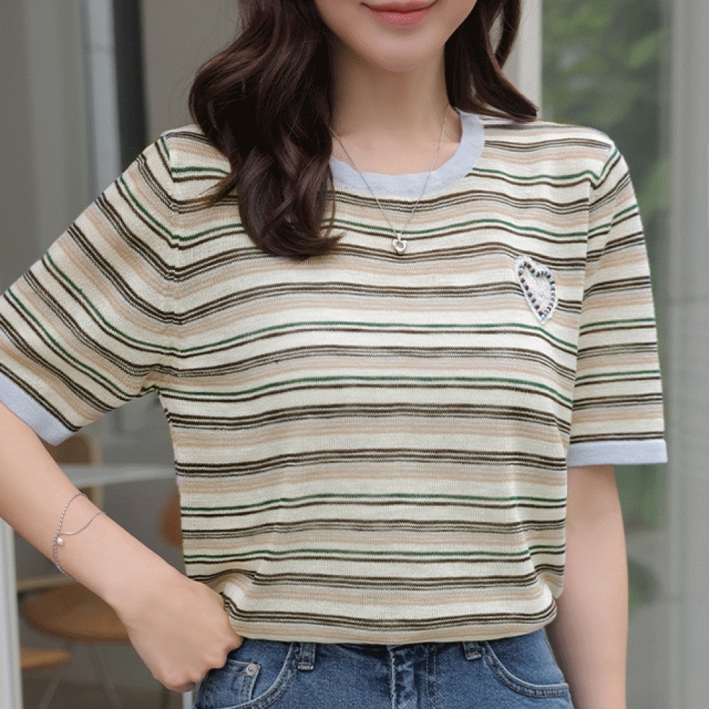 クリック&ファニー ファンビスコース ストライプ刺繍ニット