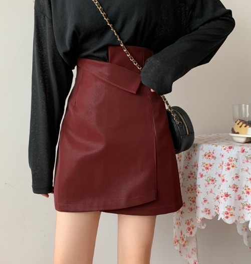 スカート ミニスカート タイトスカート ミニ ミニ丈 ショート ショート丈 スリム タイト 細身 ストレート レザー PU 大人 上品 おしゃれ お洒落 かっこいい レトロ アジアン こなれ感