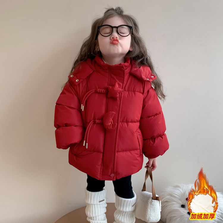 女の子のベルベット綿コート 2024 新スタイルベビースタイルフード付き綿コート子供の冬肥厚暖かい綿ジャケット