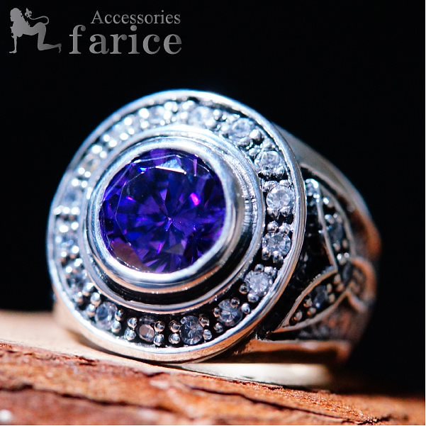 鮮やかなアメジストパープルストーンと三つ葉のシルバーリング