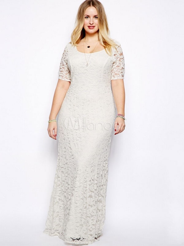 女性のための白いレースのスタイリッシュなマキシドレス