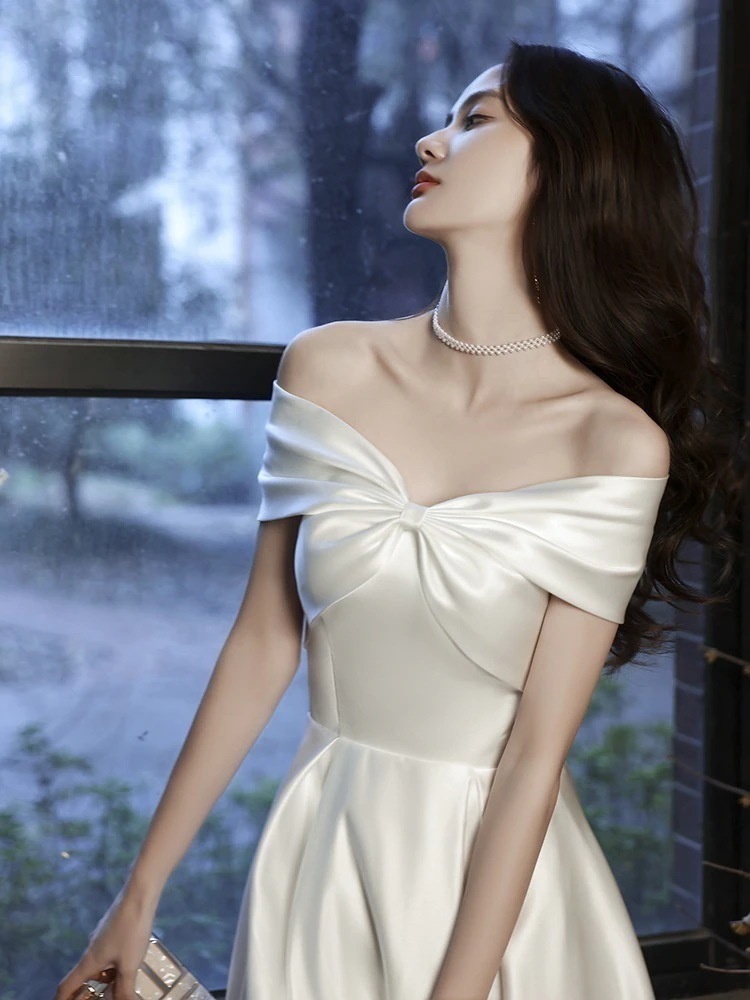 ワンピース ガウンの女性2025新しい夏の白いドレスのウェディングドレス