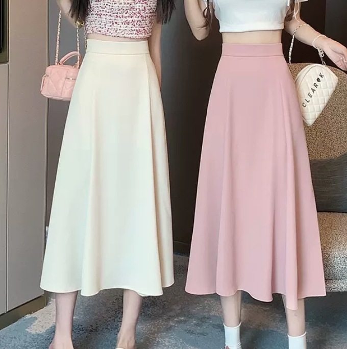 スカート フレアスカート 膝下 ミモレ ミモレ丈 かわいい 大人可愛い きれいめ シンプル カジュアル 大人 上品 おしゃれ お洒落 かっこいい レトロ 大人女子 こなれ感 ラフ スポーティー 個性的