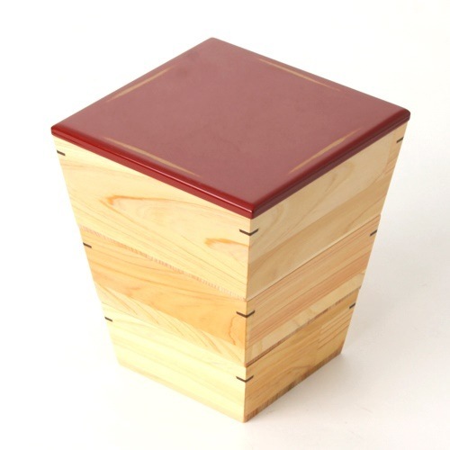 天然木製　紀州塗りNjeco汎　台形入子　三段　重箱　変り根来塗り（赤）