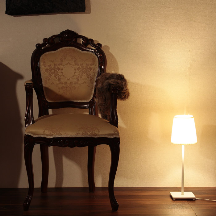 ダイニングチェア 椅子 おしゃれ ロココ調 アンティーク クラシカル エレガント 猫脚 ひじ掛け 完成品 チェア いす イス 座面高さ48cm