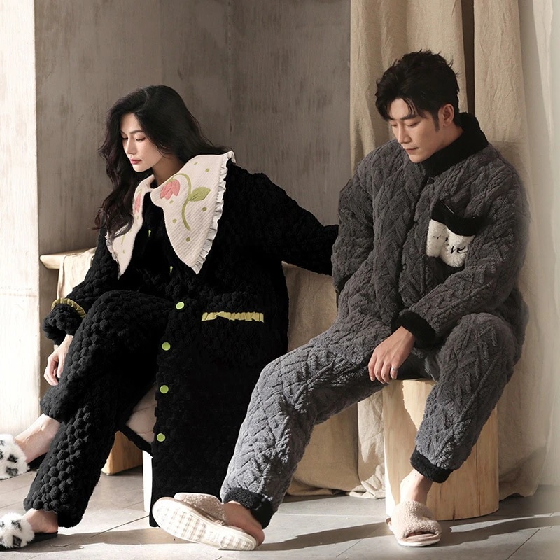 カップルのパジャマ冬3層の綿ルームウェア厚いサンゴの花の刺繍とベルベットの超厚寝間着部屋着セット 4,225円