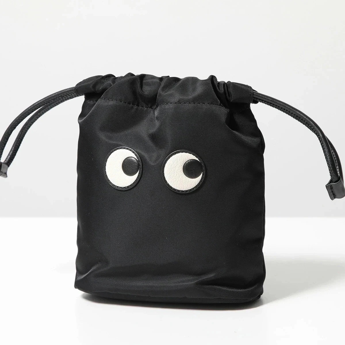 ANYA HINDMARCH アニヤハインドマーチ 巾着バッグ DRAWSTRING POUCH EYES ドローストリング ポーチ アイズ 152983 19