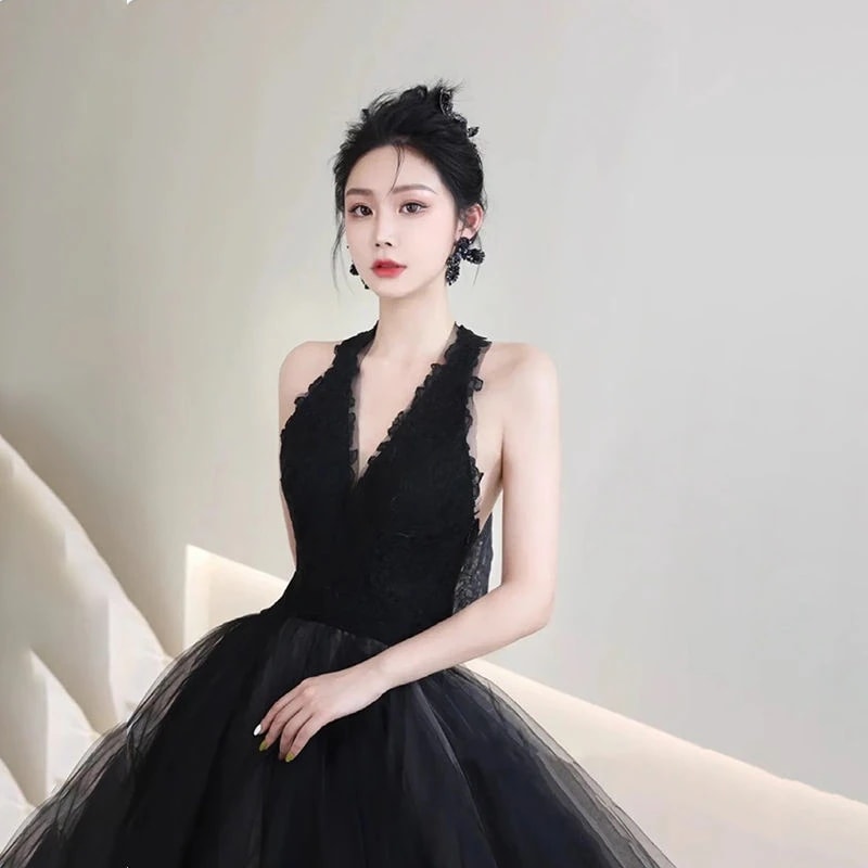 ブラック Vネック プリンセス イブニングドレス 女性 宴会 ホスト 美術検定 成人式 感