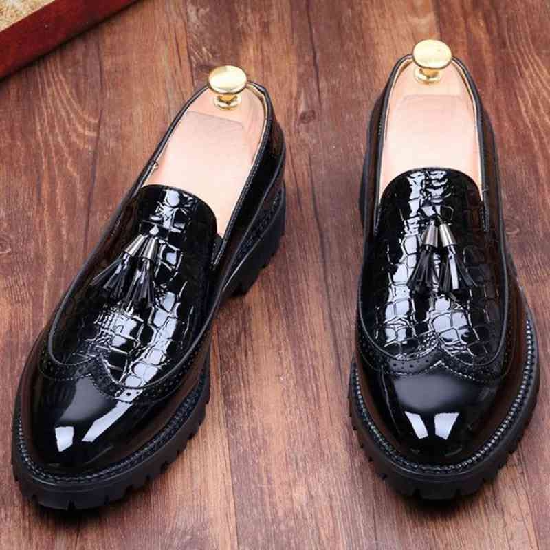 ローファー メンズ スリッポン シューズ 仕事 ブーツ バレエシューズ 革 レザー 靴 大人 スエード 冬 ヒール ローヒール ハイ 黒 革靴 学生 スニーカー 夏 軽量 ビジネス カジュアル コーデ