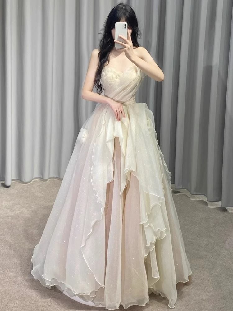 【2枚購入で 3oo円OFF！】ティブレット胸肉のドレス2025エレガントプリンセススタイル卒業式ボーカルミュージックアート試験大人のセレモニープリンセスドレス