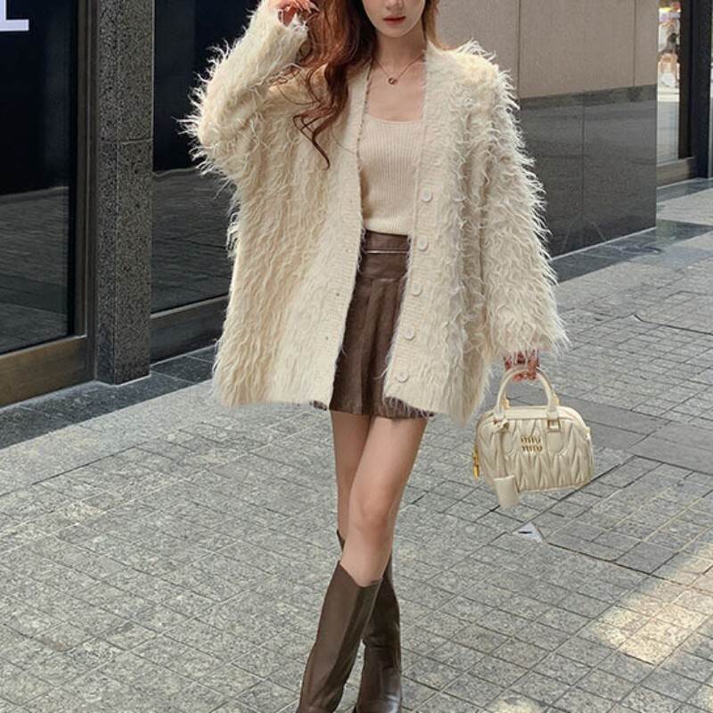 レディーストップス カーディガン レディース 長袖 Vネック 前開き ボタン ミディアム丈 かわいい 大人可愛い きれいめ シンプル 上品 おしゃれ かっこいい カジュアル こなれ感 個性的 ルーズ