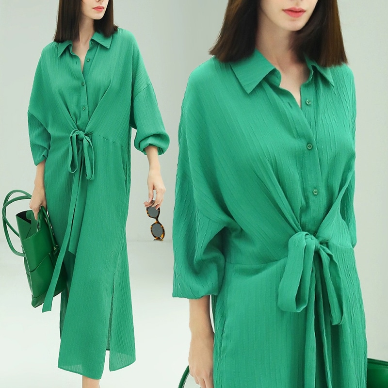 シャープチャーミングシャツワンピース　プリーツ入り　ドロップショルダースリーブ　無地　シンプル　24636