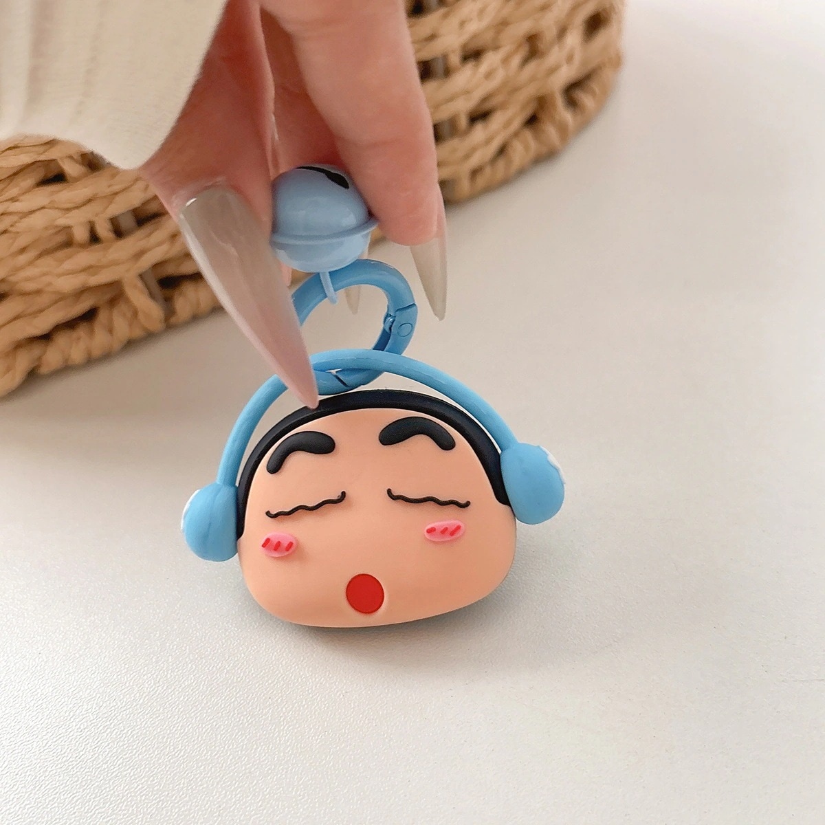 【200点セット】【送料無料】AppleAirTagロケータワイヤー紛失防止キーホルダー用キャラクタークレヨンしんちゃんトラッカー保護カバー