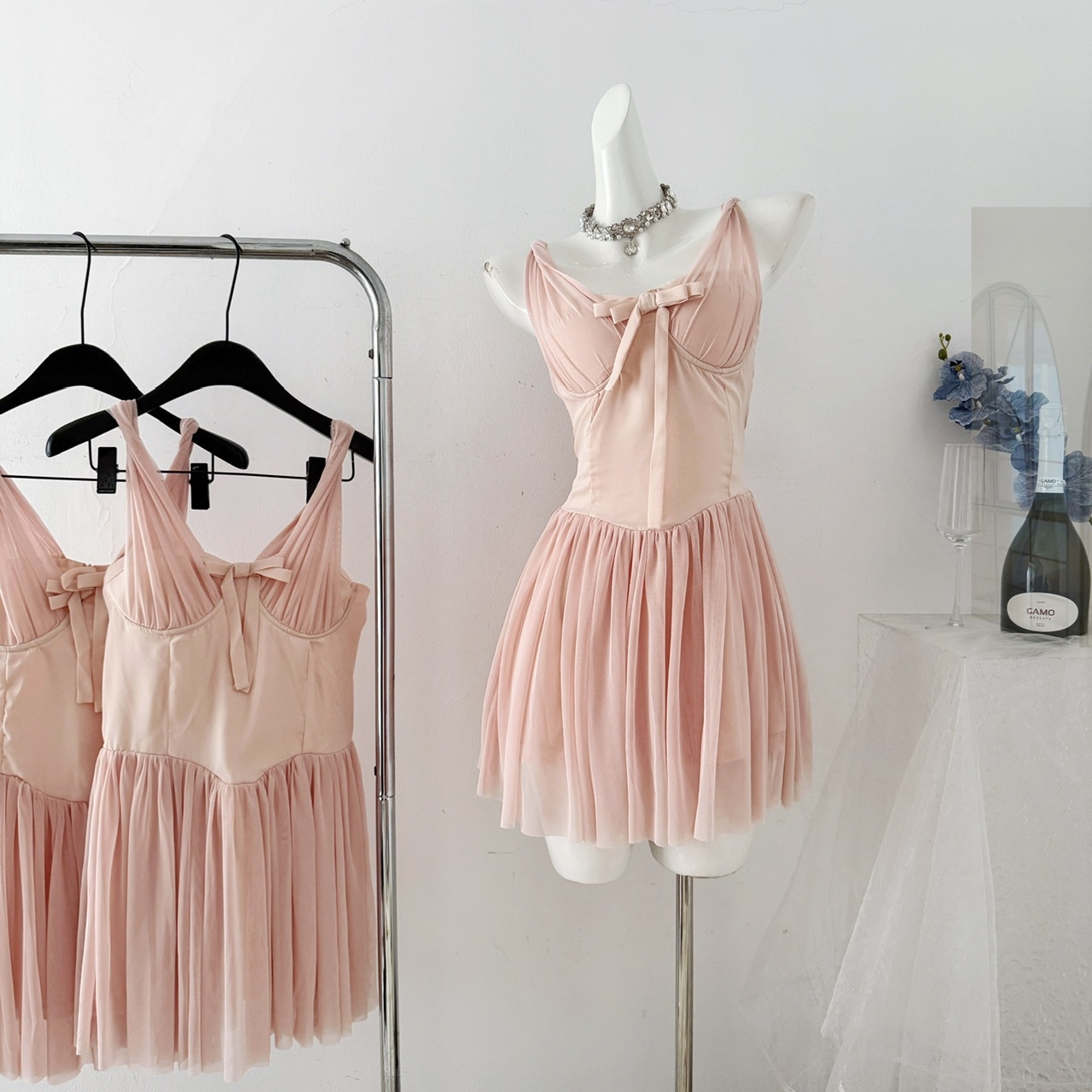 【急速出荷】『欣幸恋愛日記仙女気質網紗偽魚骨蝶結びセクシー修身痩身ノースリーブワンピース