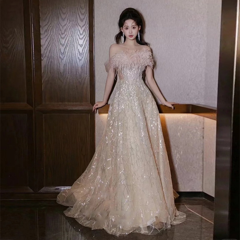 婚約イブニングドレスレディースワンショルダー成人式卒業式フェザートーストドレスモーニングローブ