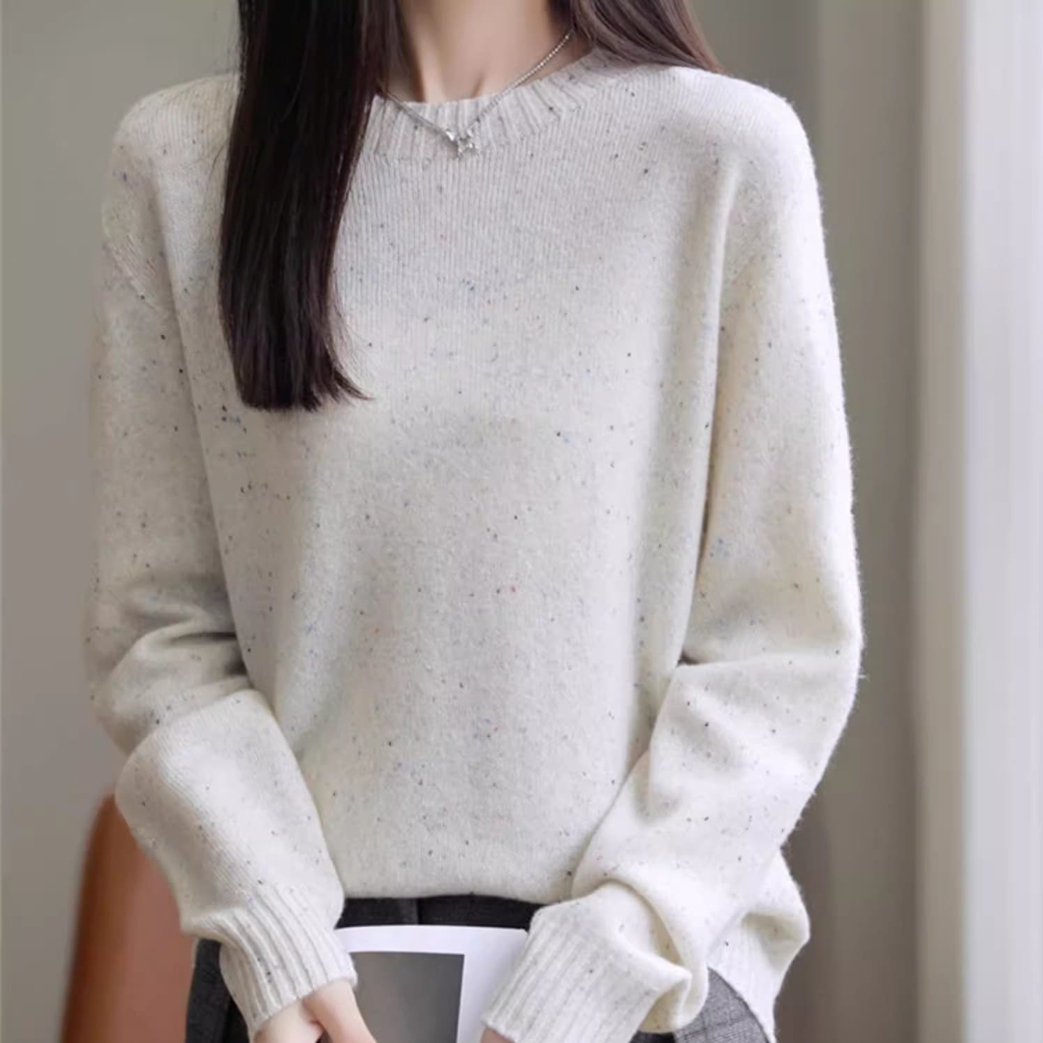 トップス セーター 長袖 ラウンドネック プルオーバー ミディアム丈 かわいい 大人可愛い きれいめ シンプル 上品 おしゃれ かっこいい カジュアル こなれ感 個性的 主役級 ルーズ 存在感 抜け感