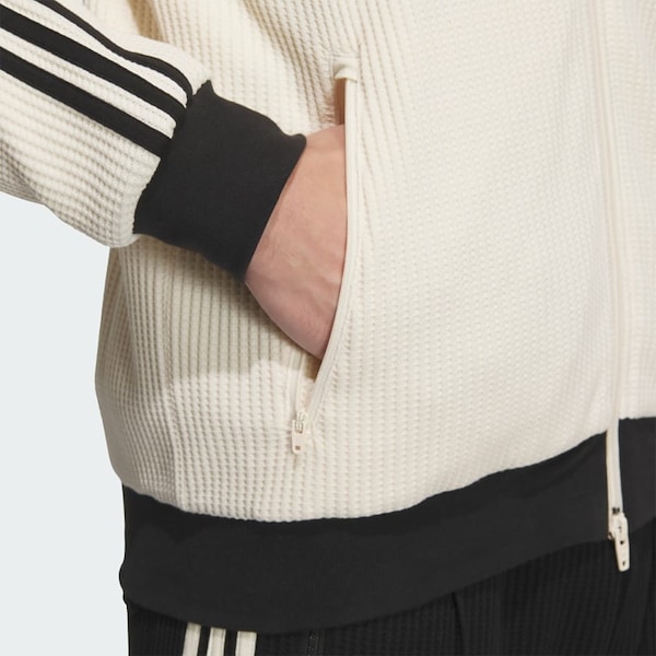 【新品未使用】韓国 ムシンサ限定 adidas ワッフルジャケット M ホワイト Qoo10 adidas ワッフル トラック ジャケット ミドル
