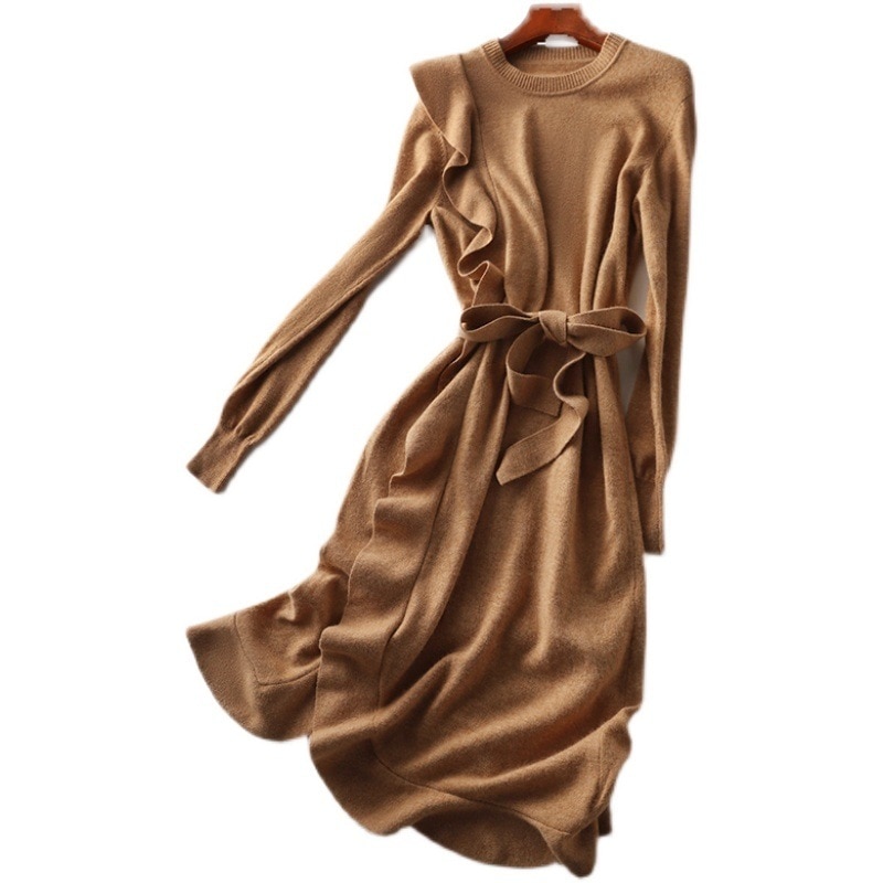 2色 ワンピース 長袖 秋冬 かわいい ニット ワンピ ひざ丈 ミモレ丈 ラウンドネック スリム タイト 細身 Iライン フリル ウエストマーク ウエストリボン 伸縮性 色展開 黒 ブラック ワンサイ