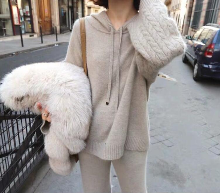 ニットセットアップ　セーター　プルオーバー　フード付き　トップス ケーブル編み　ニットガウチョパンツ　ワイドパンツ　ロングパンツ　体型カバー 着痩せ　レディース 秋 冬　通勤 オフィス