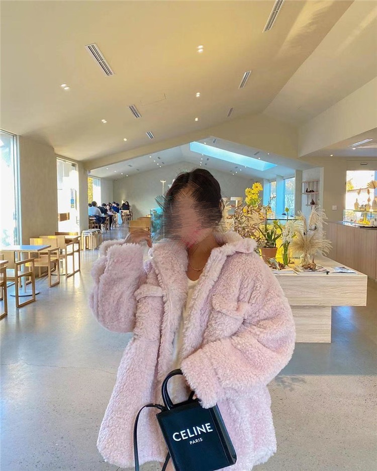 クーポン併用で最安値更新 子羊の毛 暖かい 厚手 コットン ファー コート 柔らかい 女性 冬 5,451円