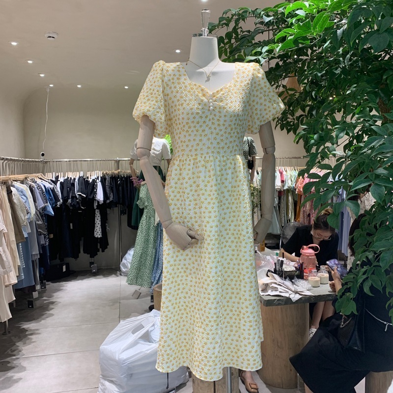 レトロ風 ワンピース 半袖 春 夏 きれいめ ふんわり Aライン フレアワンピース ミモレ丈 ミディアム丈 ミドル丈 ぽわん袖 パフスリーブ Vネック フレア セミフレア 黄色 イエロー 春カラー ワ