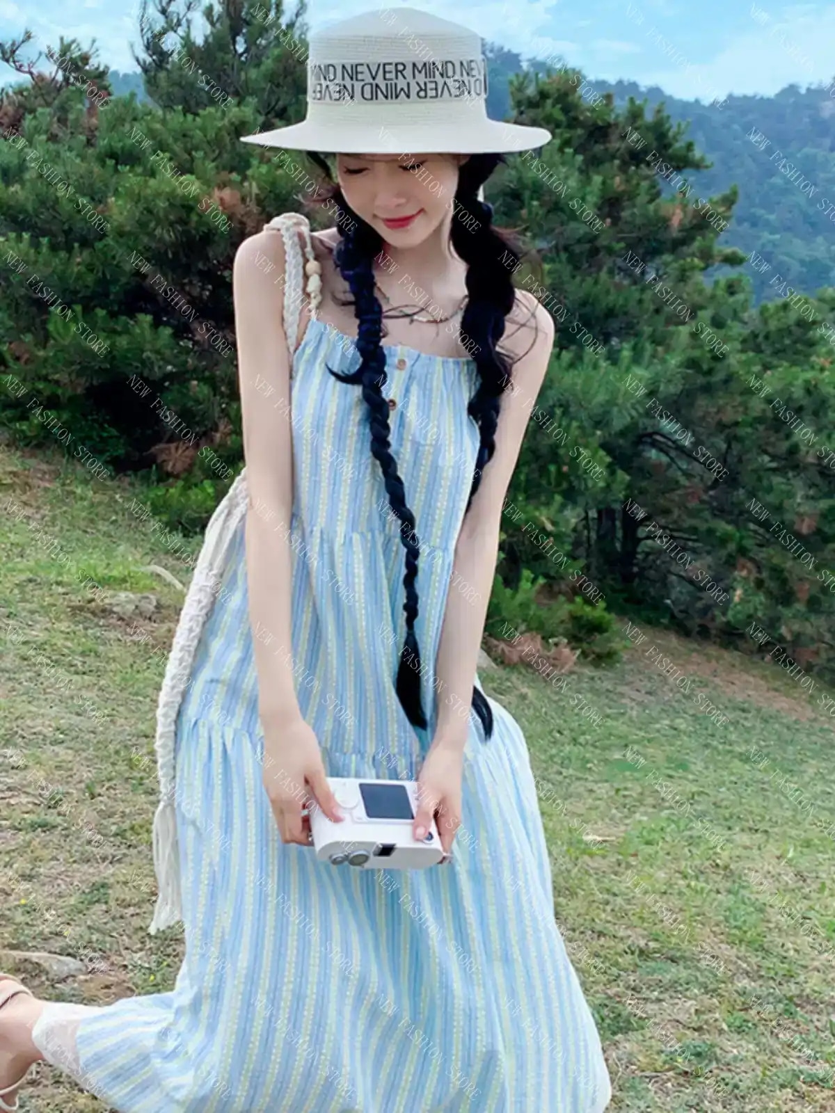 ストライプキャミソールドレス女性-15