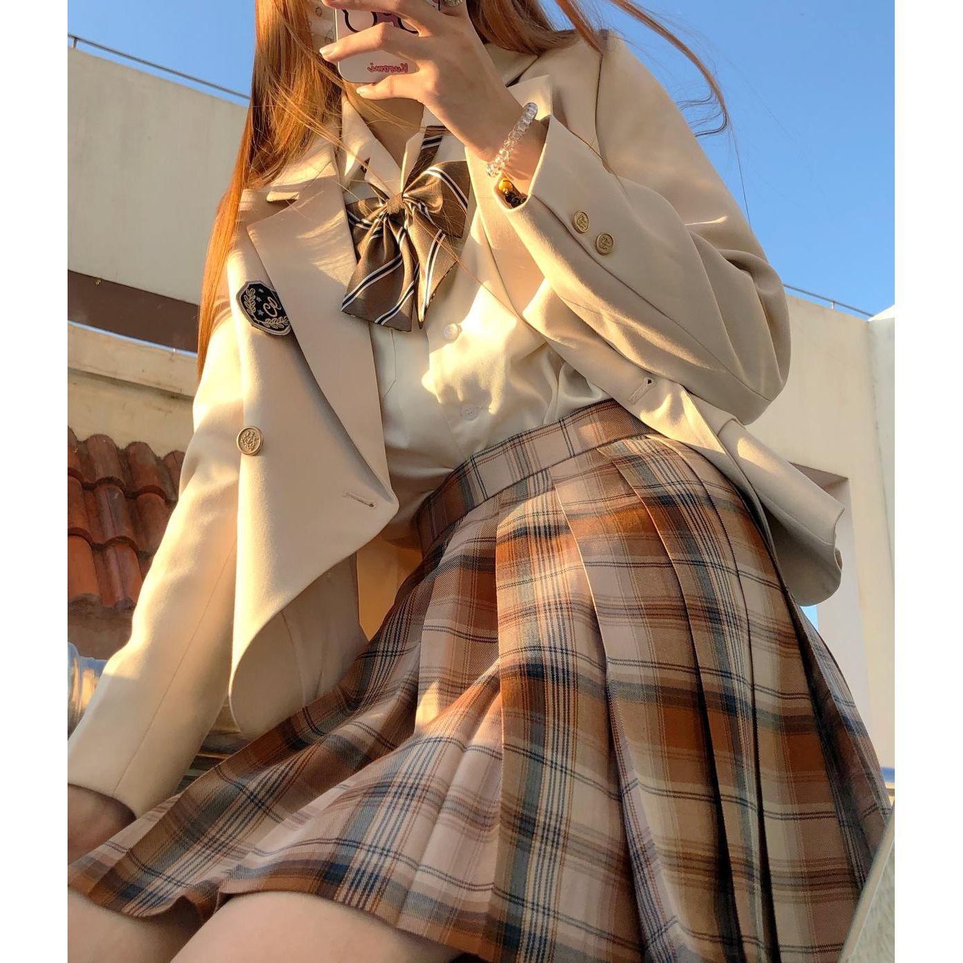 春日部【荒城暮日】オリジナルの黄色の茶色の格のスカートjkの制服の正統な女性の百タックの秋冬の優等の学校は提供します