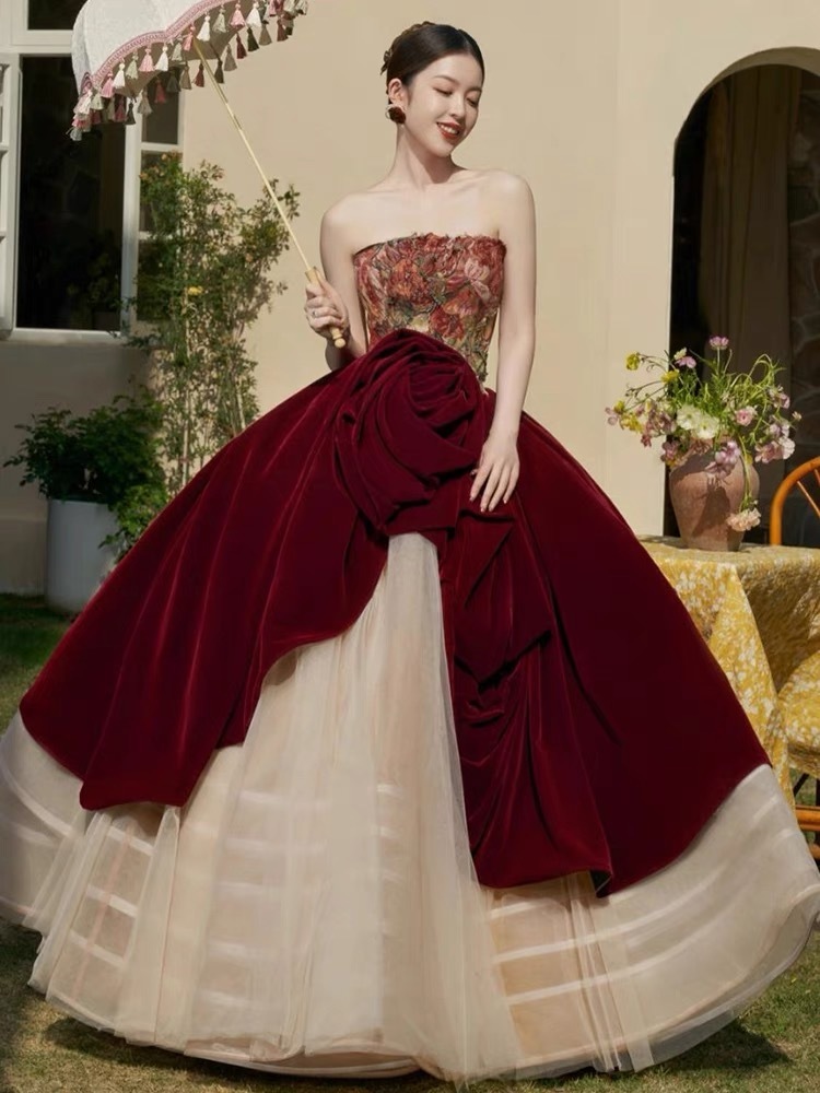 ウエディングドレス パーティードレス カラードレス 花モチーフ 大きいバラ 薔薇 お花 かわいい 結婚式 披露宴 ドレス ロング丈 花嫁 前撮り 後撮り ふわんり ロングドレス 二次会 お呼ばれ 宴会