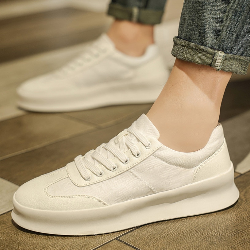 クーポン ローカット スニーカー メンズ 通学 通勤 学生 スポーツシューズ 軽量 幅広 デッキシューズ 滑り止め コンフォート ジュニア 春 夏 秋 冬 通気性 アウトドア 柔らかい 低反発 歩きや