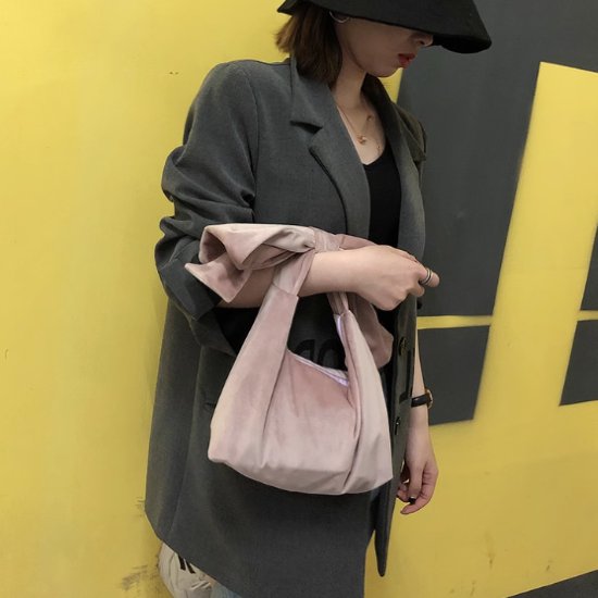 ハンドバッグ レディース バッグ 鞄 かばん リボモチーフ キュート 可愛い ベルベット 上品 カジュアル お出かけ おしゃれ シンプル 無地 ジッパー ソフト 柔らかい ファッション レトロ 女性