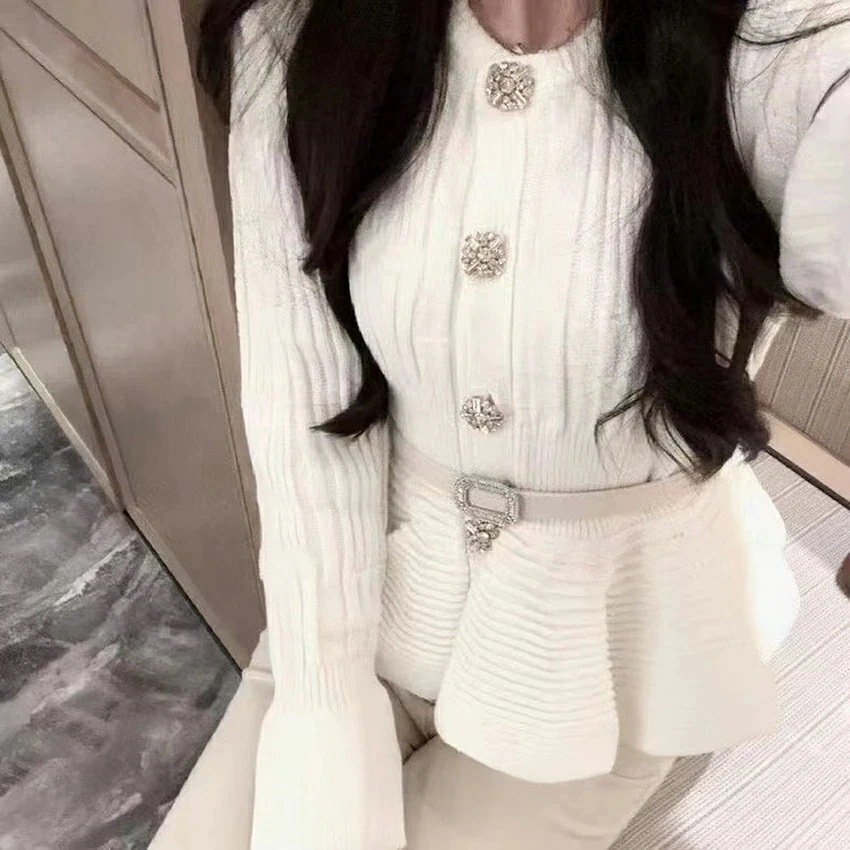 cd レディース 韓国ファッション トップス カーディガン 長袖 ラウンドネック クロップド ペプラム ベルトセット 伸びる 厚手 シック フェミニン カジュアル 秋 冬 ipum D60F08