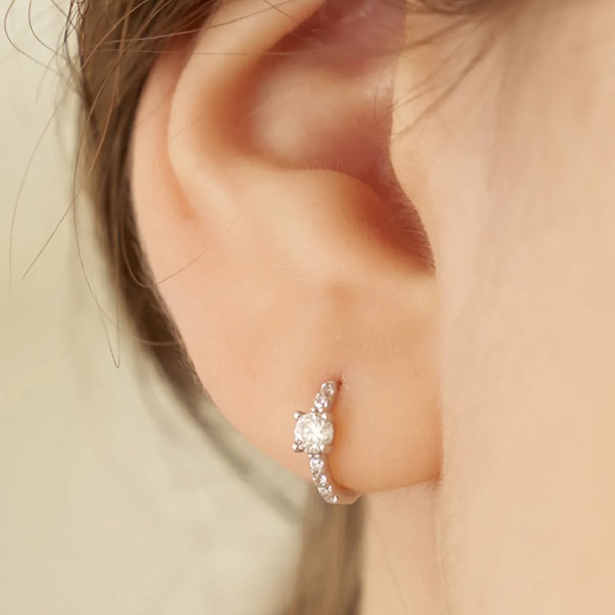 (シルバー925) モイサナイト ワン タッチ フープ イヤリング／ピアス／Moissanaite