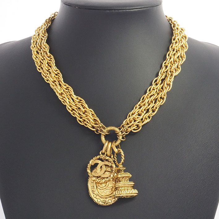 シャネル ココマーク 透かし ロゴ 3連チェーン 【ネックレス】