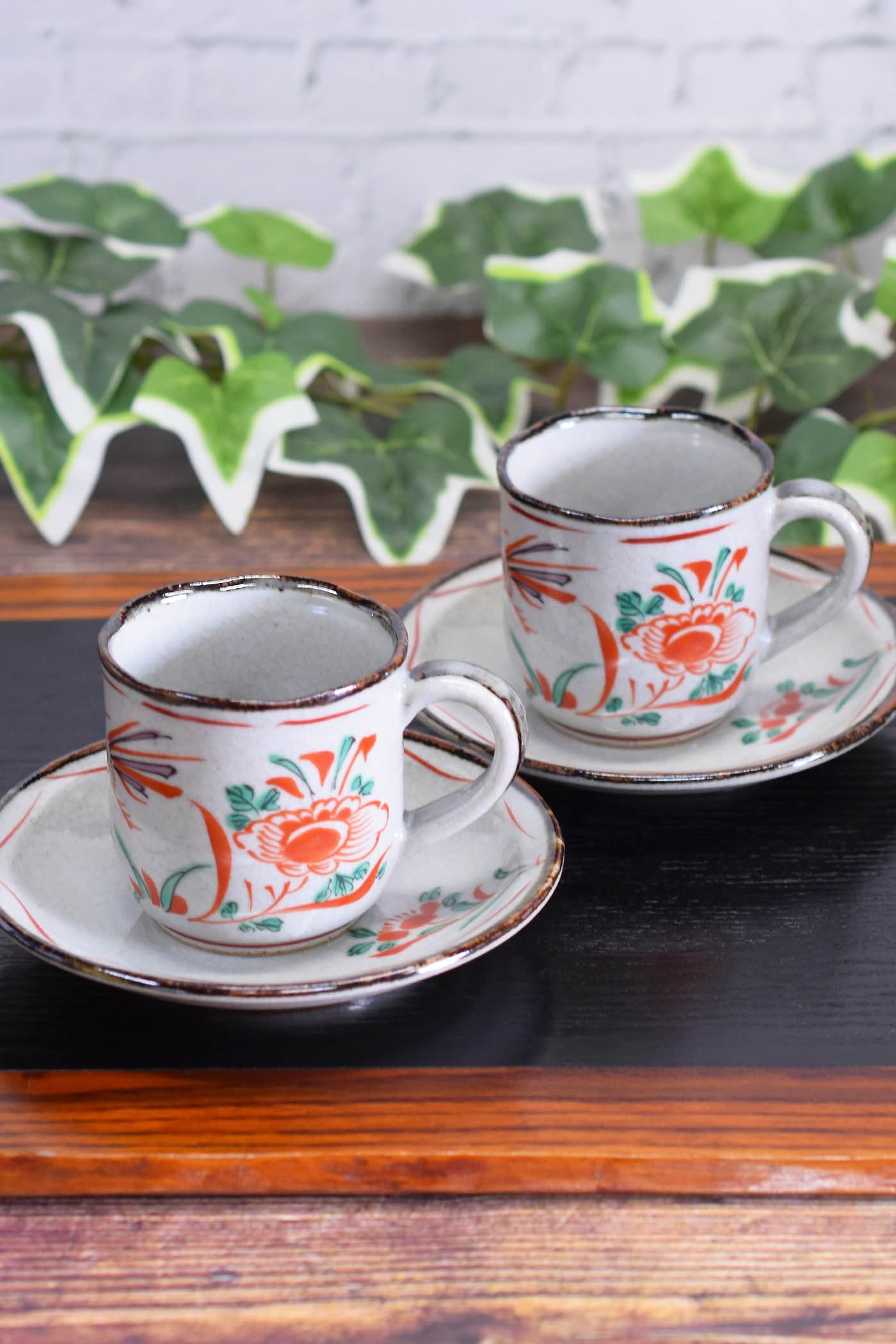 和座の蔵 おしゃれ 食器 九谷焼 コーヒーカップ＆ソーサー ペアセット 赤絵 陶器 高級 ブランド 日本製 結婚祝い プレゼント 母の日 父の日 敬老の日 ギフト