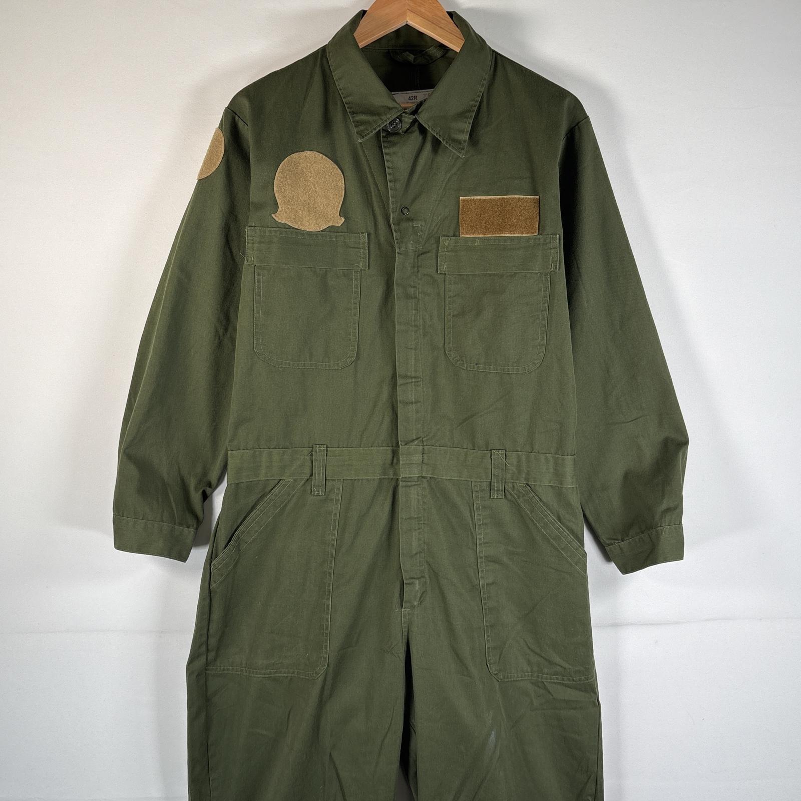 古着 ミリタリー 長袖つなぎ オールインワン ワーク 作業着 米軍実物 大きいサイズ IDEALジップ ベルトループ 42R グリーン系 メンズ