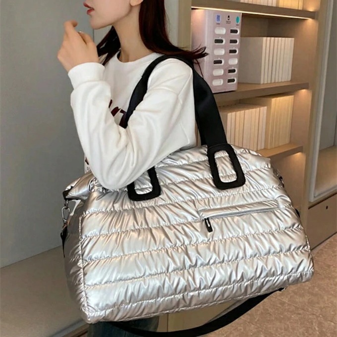 ドライウェット分け ヨガバッグ ダッフルバッグ スイミングバッグ 旅行用トートバッグ 5,083円