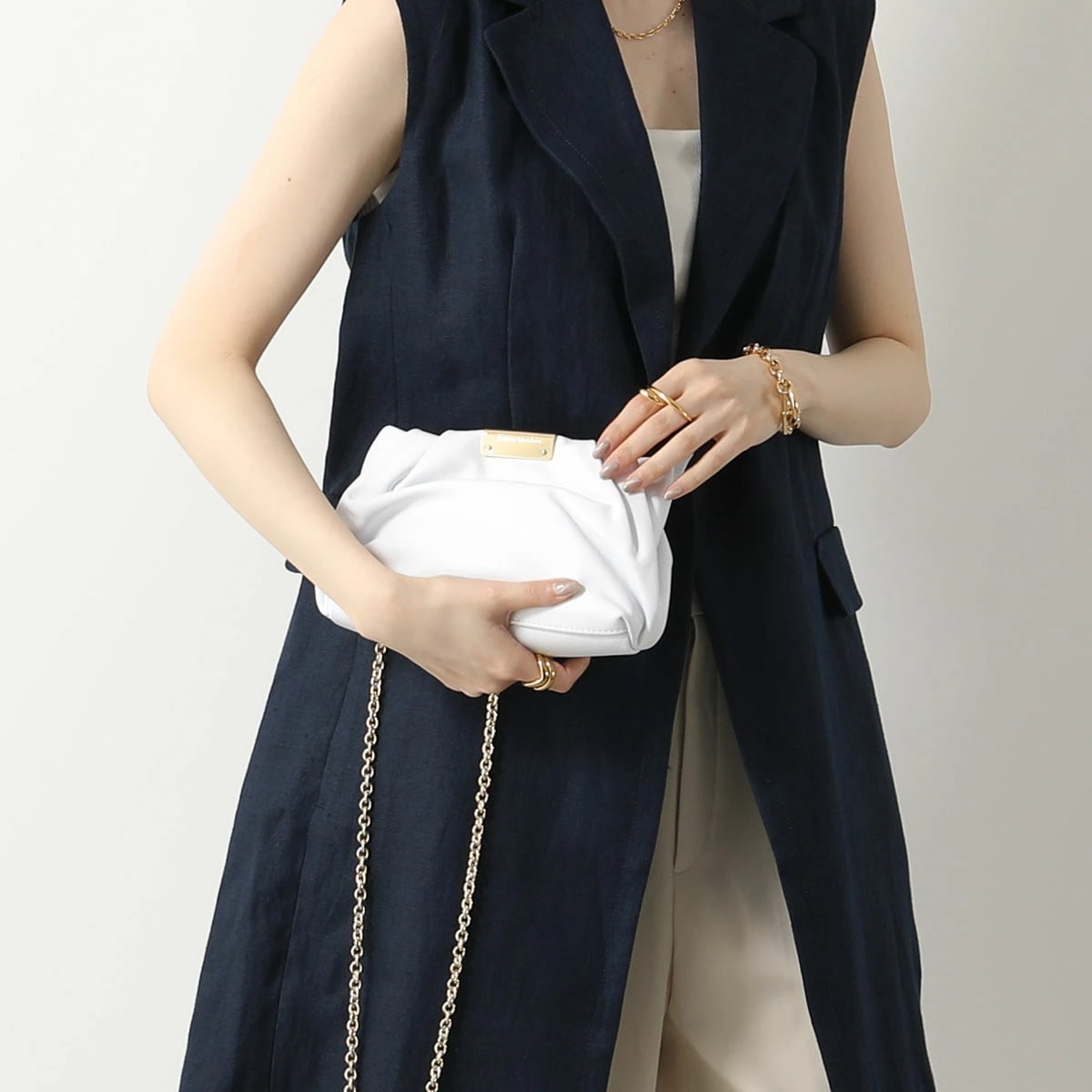 GIANNI CHIARINI ジャンニキアリーニ ショルダーバッグ PERLA ペルラ BS10655 FOU レディース レザー チェーン ポシェット クラッチ 鞄 カラー2色 15,328円